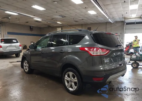 2016 Ford Escape Se z USA, uszkodzony, nr VIN 1FMCU9GX5GUC32391